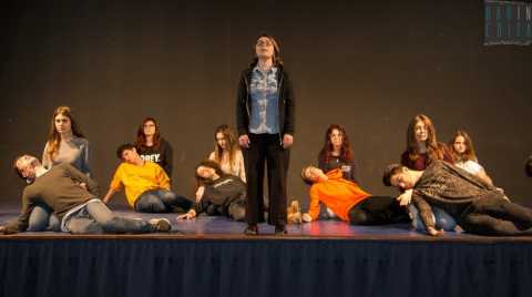 Bari, scuola e teatro: il Salvemini gira l'Italia per raccontare mafia e violenza